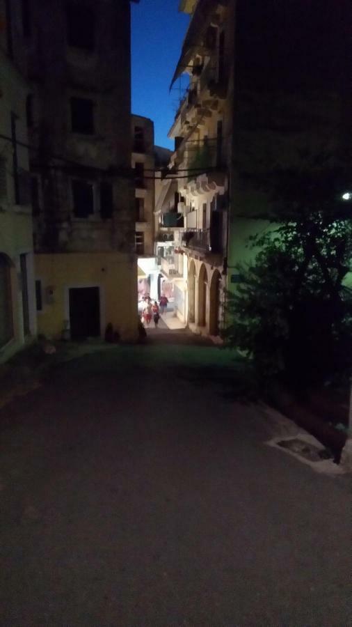 Gianni Chroni N16 Corfu (city)